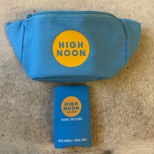 High Noon Sun Sips Hip Blue Canny Fanny Pack Brand New With Matching Coozy